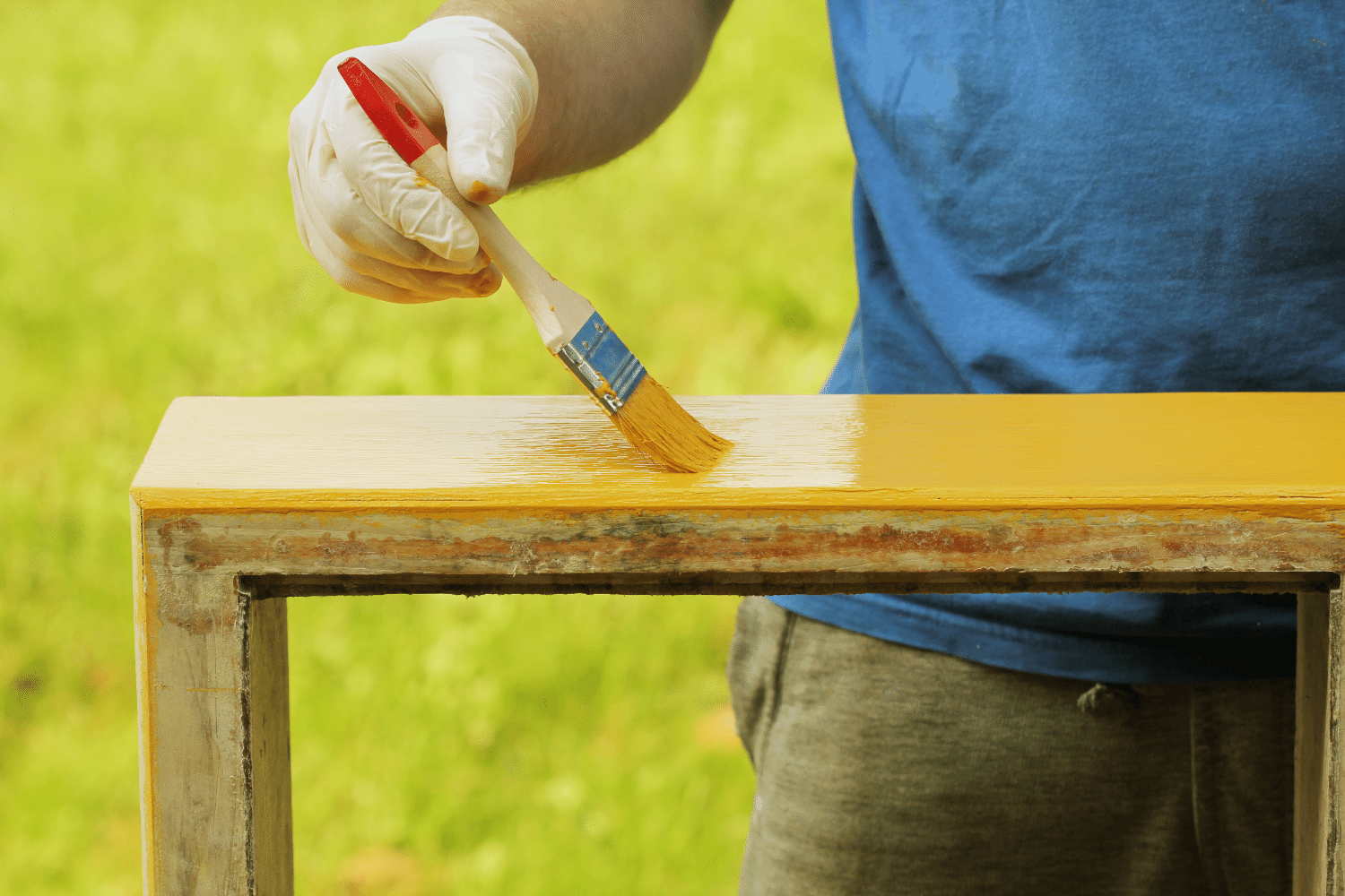 Tips for Painting Outdoor Furniture